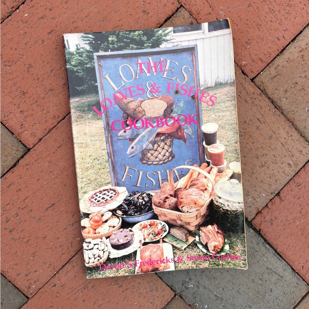 1980 The Loaves & Fishes Cookbook Long Island Sagaponack NY Homemade Recipes